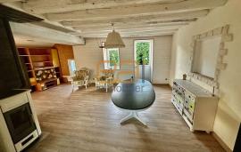 YVRE LE POLIN / Maison de campagne 3/4 chambres, 1,3 hectares avec dépendances 