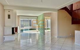 LA CHAPELLE ST AUBIN / Maison contemporaine, 3 chambres, sur sous-sol